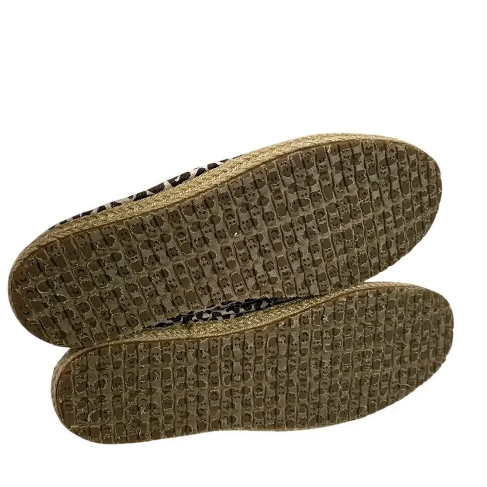 Sanuk Kariba Cheeta Print Slip On Shoes Size 9